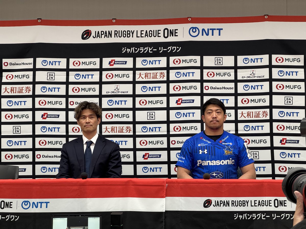 堀江さんと坂手さんに、炎鵬さんが関取復帰しましたよ、と言いに行かないとと思っていたら、幸運にもその話をする機会があった。堀江さんは「おー！良かったです！」と笑顔、坂手選手は「見てましたよ！5番勝ちましたね！大阪場所の前に会いました」と、さすがでした😎サトトレ仲間。