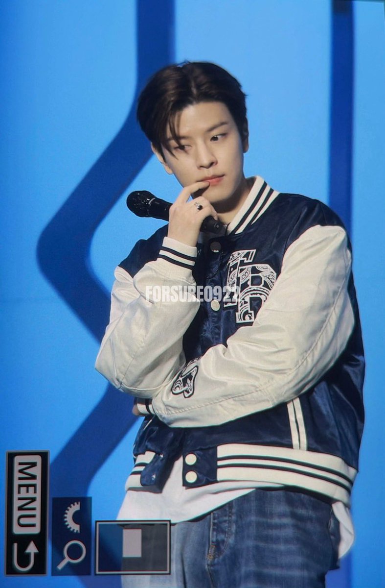 FORSURE0922's tweet photo. 260404 승민 

Stray Kids 6TH FANMEETING
✭ 𝗦𝗧𝗔𝗬 𝗶𝗻 𝗢𝘂𝗿 𝗟𝗶𝘁𝘁𝗹𝗲 𝗛𝗼𝘂𝘀𝗲 ✭

#Seungmin #승민 
#스트레이키즈 #StrayKids https://t.co/bFweoxDhuX