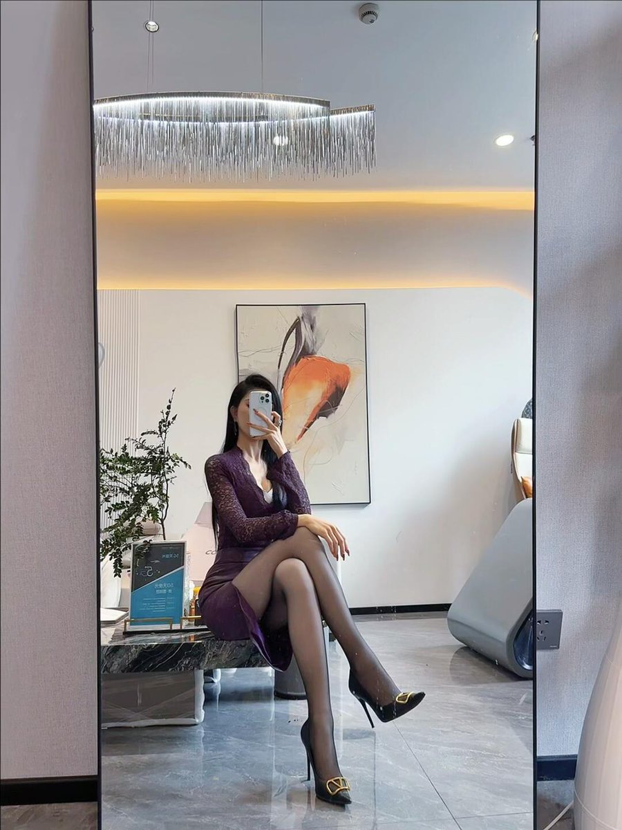 红底日记 tweet media