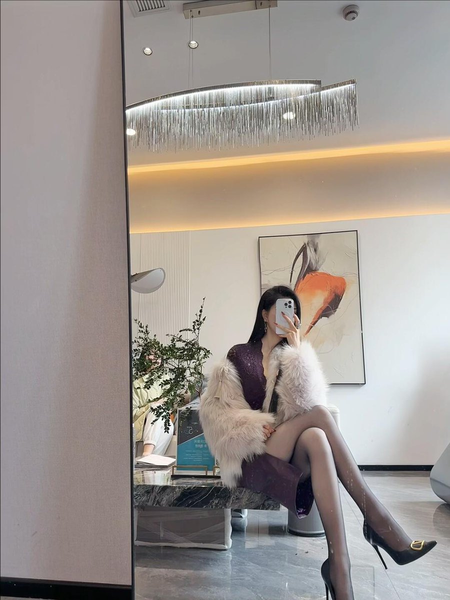 红底日记 tweet media