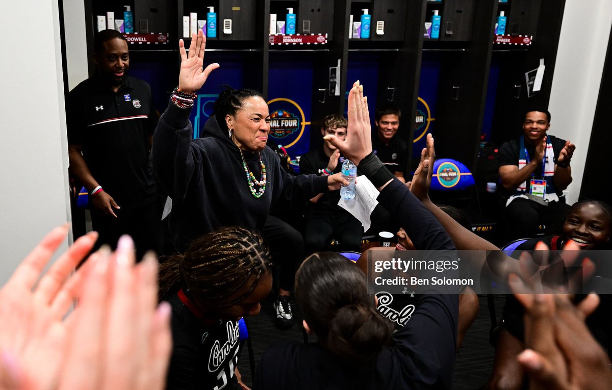 Mr. B’rownlee tweet media