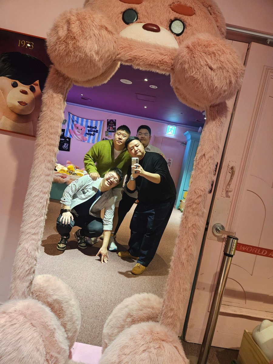 3_hundred_won🏳️‍🌈 tweet media