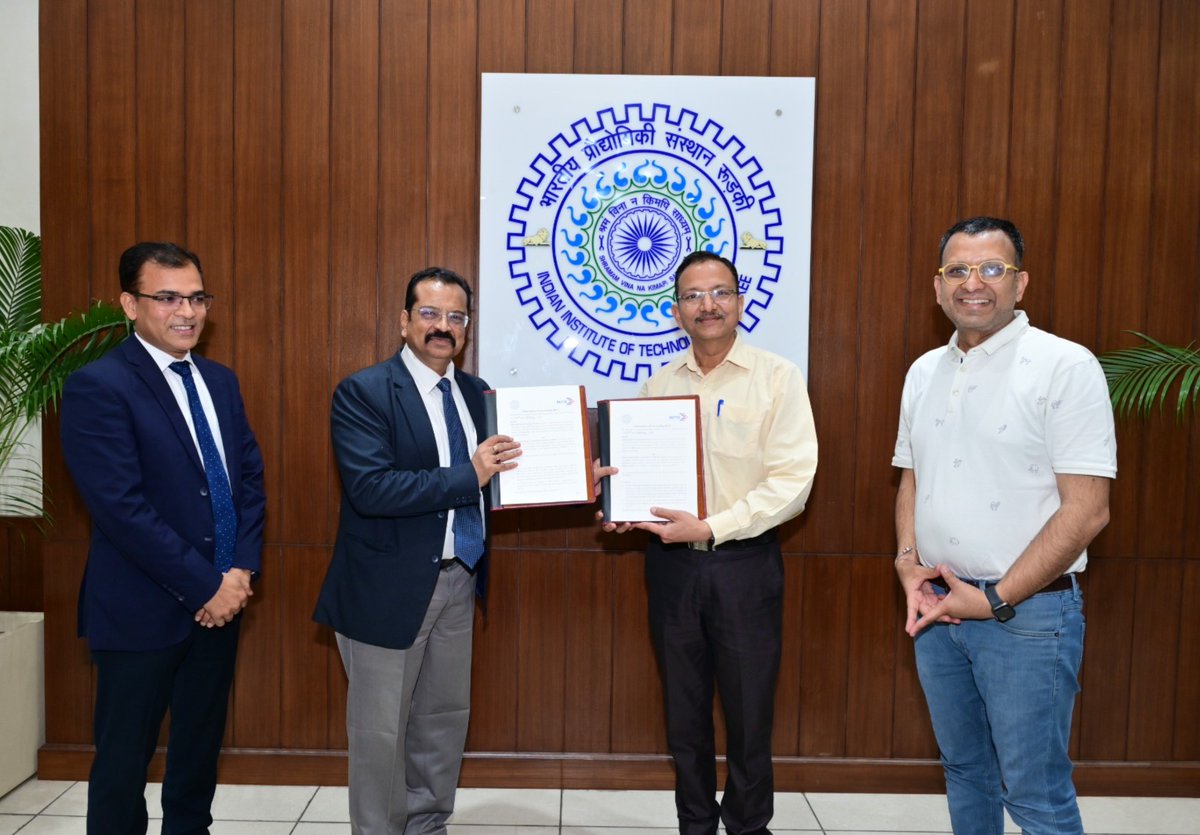 RailAnalysis's tweet image. #NCRTC and #IITRoorkee sign #MoU to address #urbanmobility challenges through #research and #innovation

Read more: railanalysis.in/rrts/ncrtc-and…

#MemorandumofUnderstanding #NamoBharat #RRTS #RegionalRapidTransitSystem #RapidX #DelhiMeerut #Infrastructure #RailAnalysis