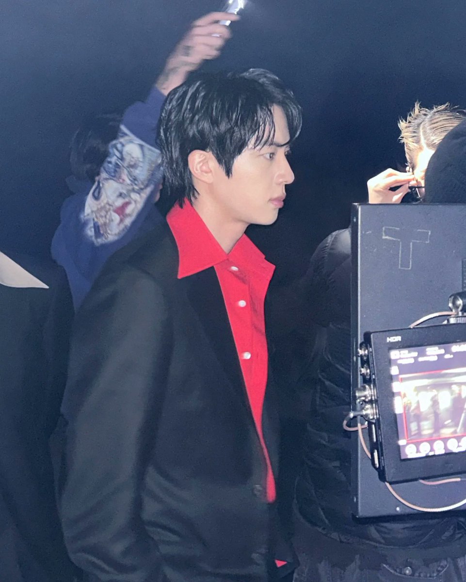 BTS Updates & Translations tweet media