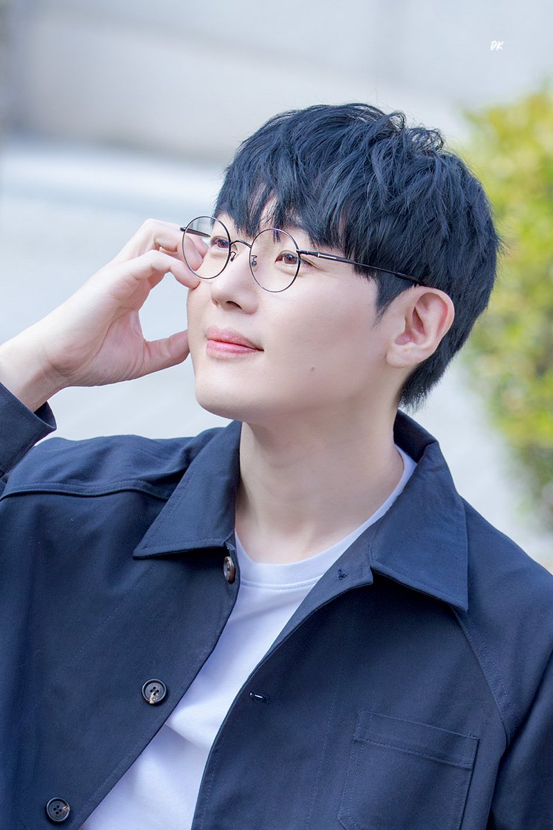 ๐๐_pic tweet media