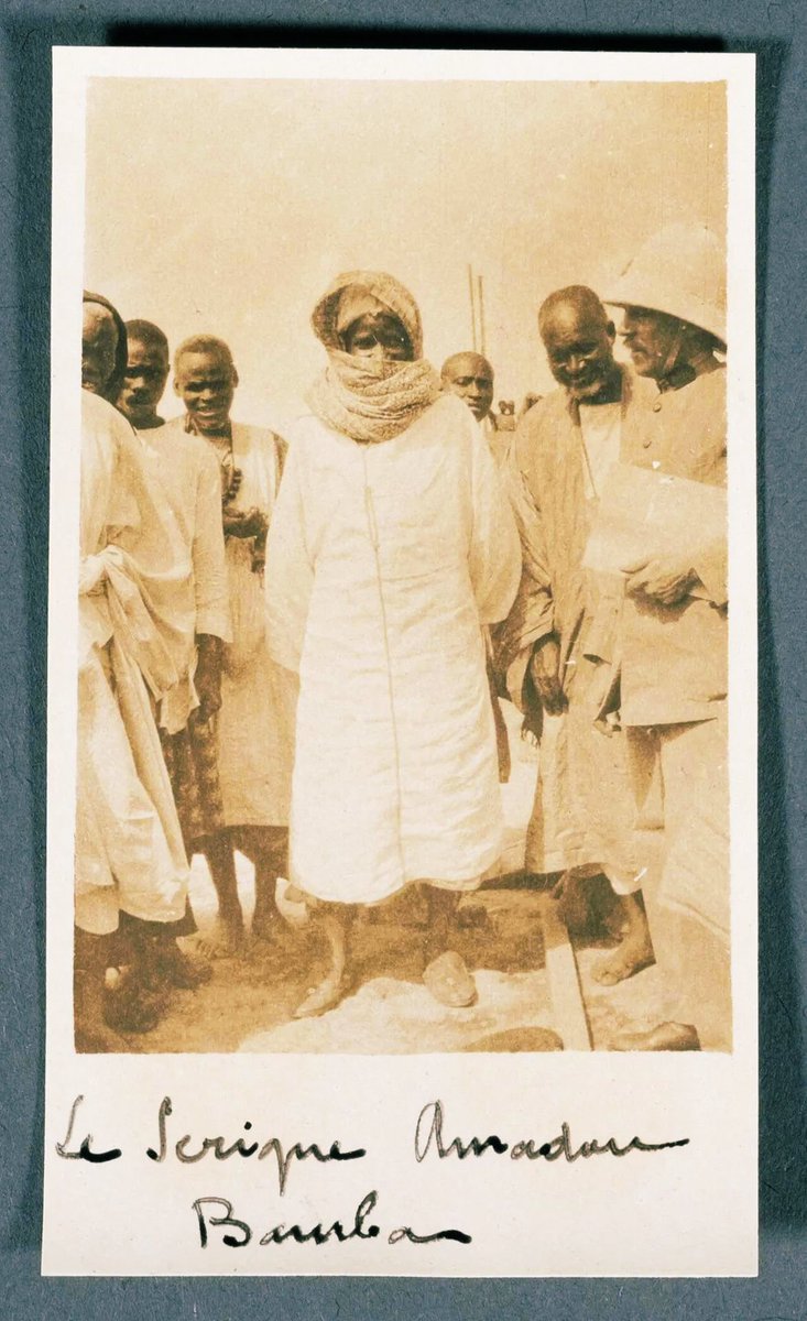 Isaacnjaay313's tweet photo. Lépp  Yaw la Mbacké 🇸🇳
Ya Goré Bilahi Ya Goré https://t.co/pEg1CGFGA4