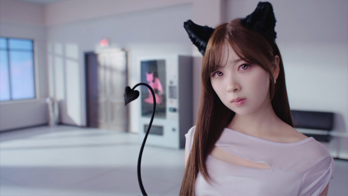 fever zombi🔅 tweet media