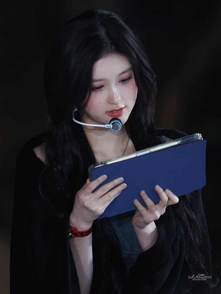 김가을 얼굴 tweet media