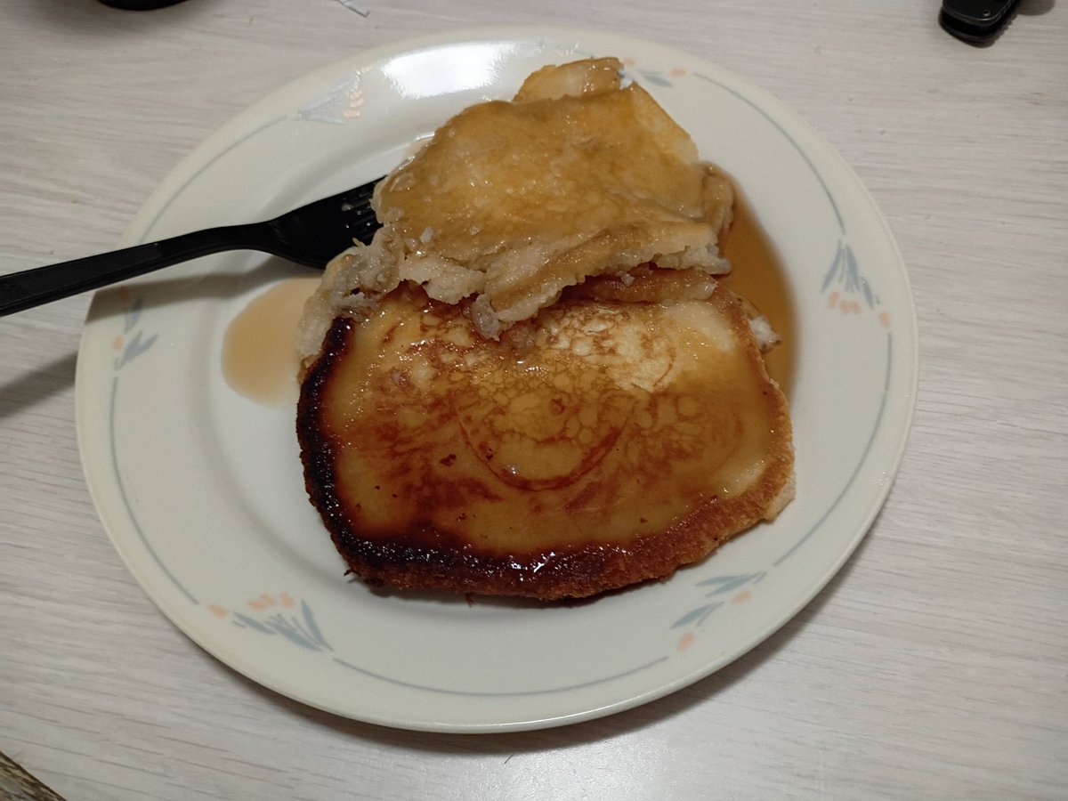 Cake_Kee_'s tweet photo. Time to make pancakes. π₯
.
. With Maple syrup
#cakecooking https://t.co/O4BTnLwsoM
