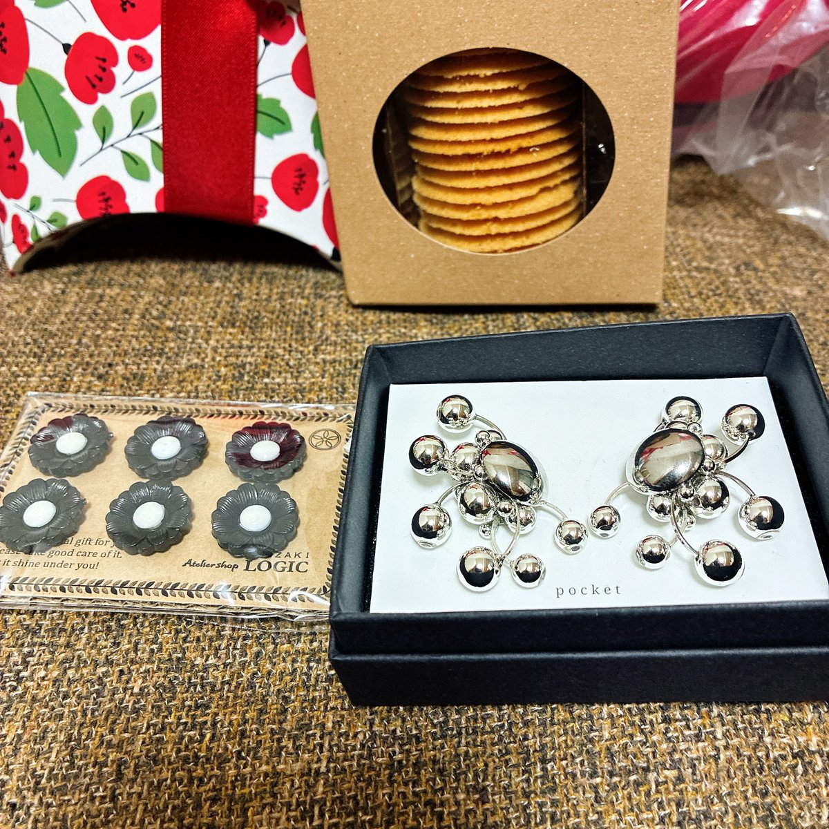 ろぢたろう tweet media