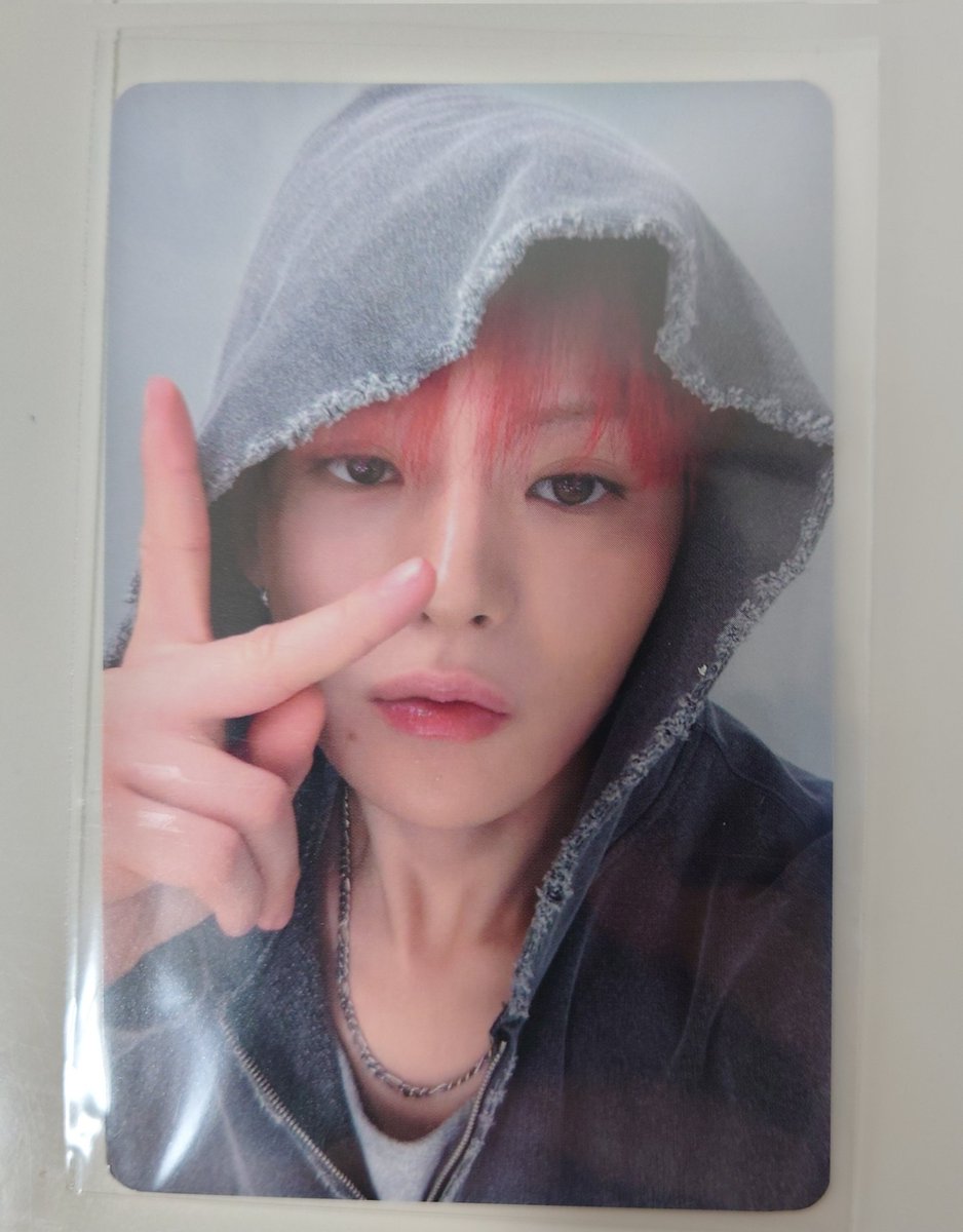 あかり tweet media