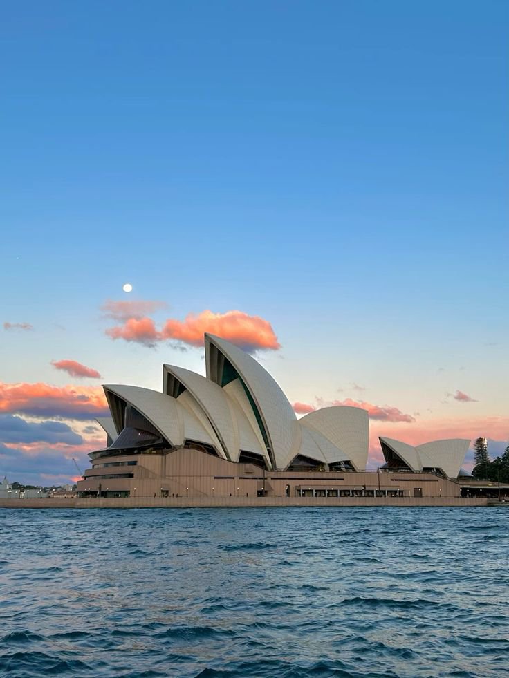 Vibrant Aesthetics tweet media