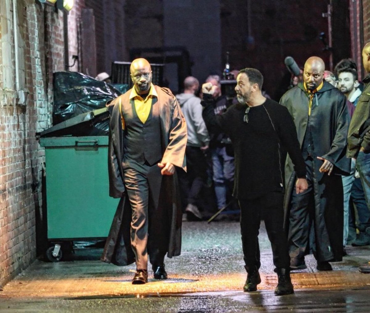 DDevilUpdates's tweet image. New look at Mike Colter as Luke Cage on the set of ‘DAREDEVIL: BORN AGAIN’ Season 3.

📸: Getty Images