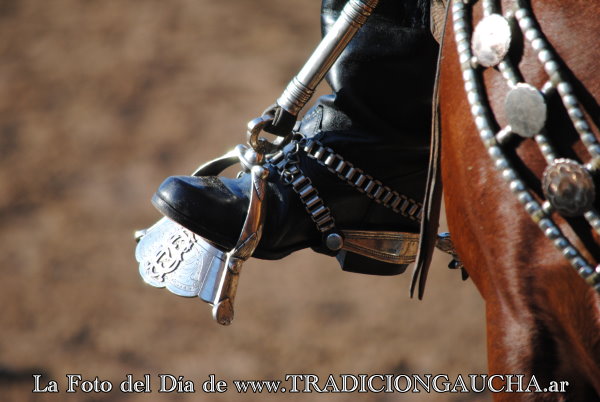 tradiciongaucha's tweet photo. 📸 #FotoDelDía #Estribo #Tradición
https://t.co/JAtNwCT7Na https://t.co/6NsE0s2QrQ