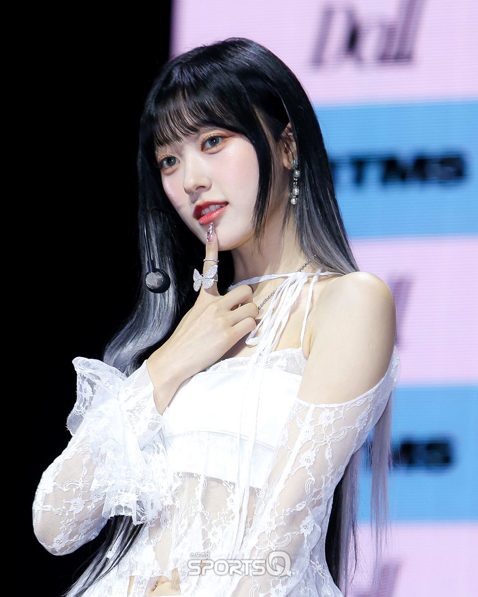 成海, Rena tweet media