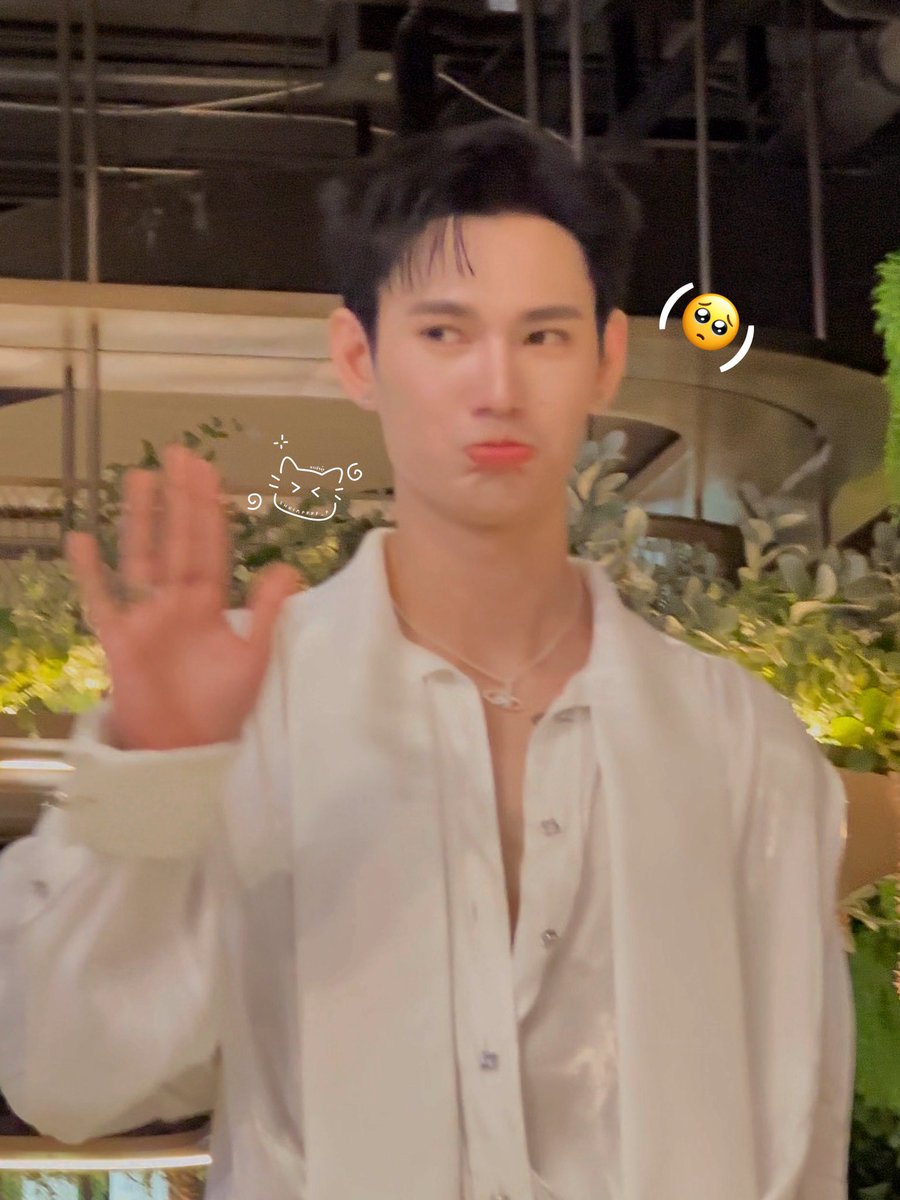 แมวกินกุ้ง🍤ⱽ² tweet media