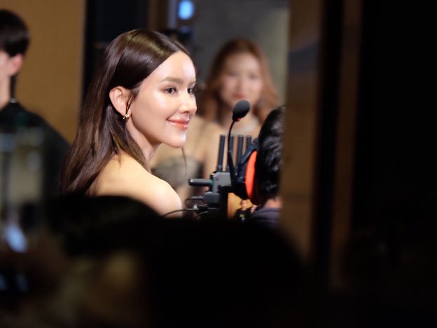 แมวขาวที่ชื่อ โ ด นั ท 🍩 tweet media