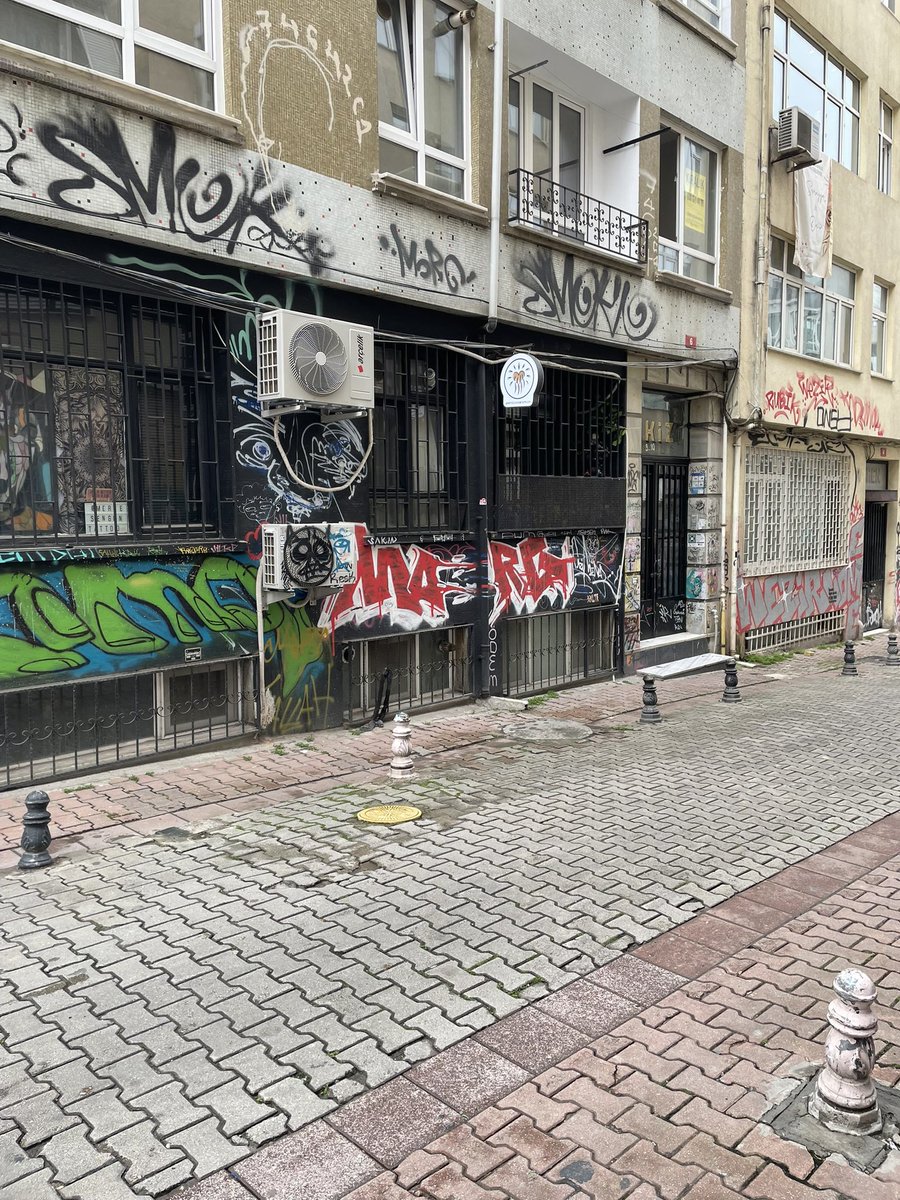 tenha bayan tweet media