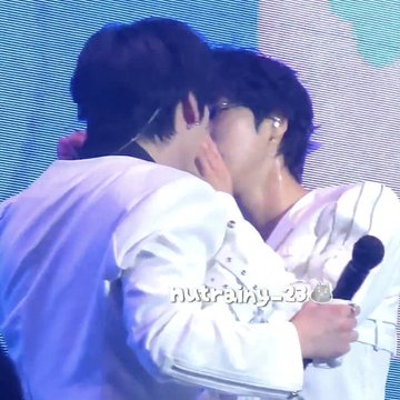 Every day a photo of Minsung tweet media