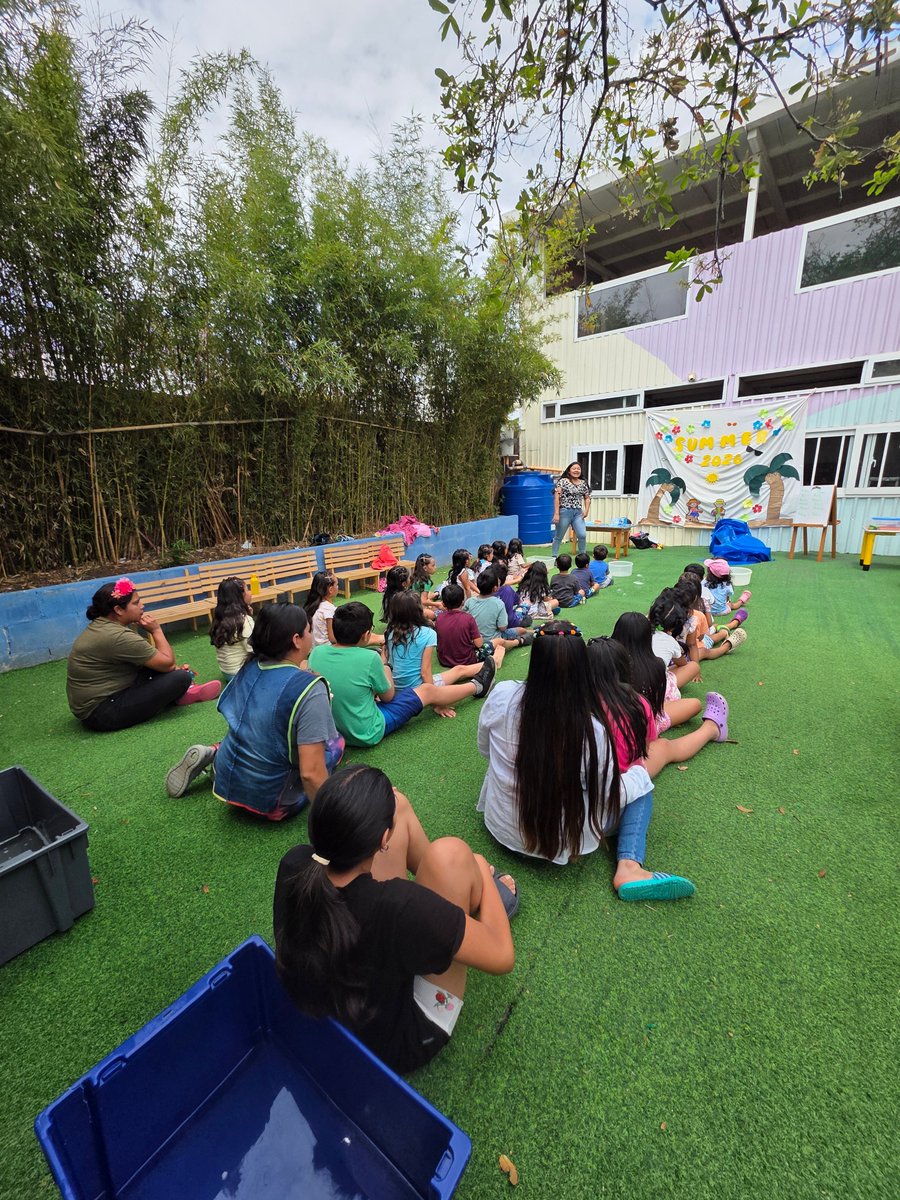 HogarFatima's tweet photo. Les queríamos compartir los videos de nuestra celebración del Verano de nuestros niños 🌊☀️⛱️🌴🥥 pero Twitter lo pixelea demasiado 💔
Vayan a verlo a Tiktok, Instagram o Facebook jajaja ahí sí se puede ver 🥲 https://t.co/5Aow3DcIIo