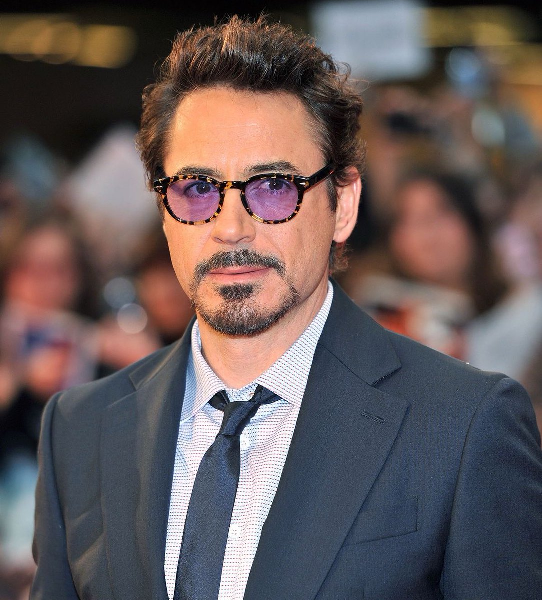 UpdateCharts tweet media