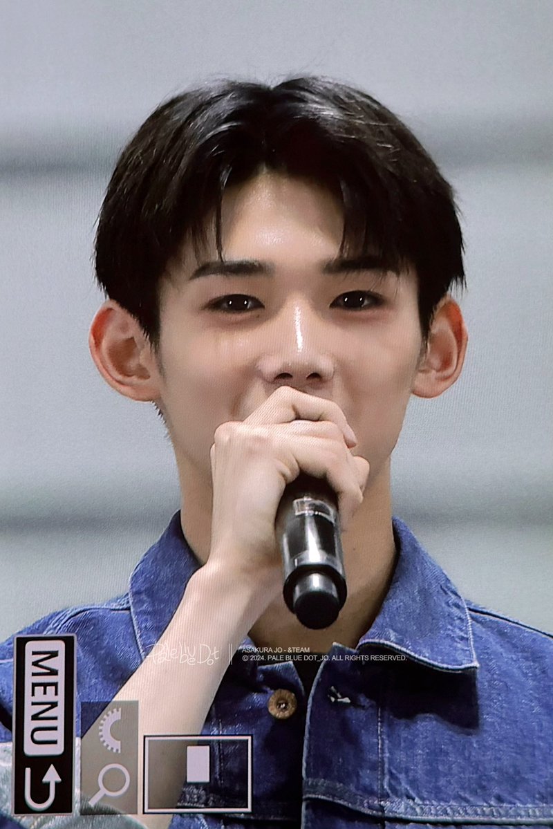 PALE BLUE DOT tweet media