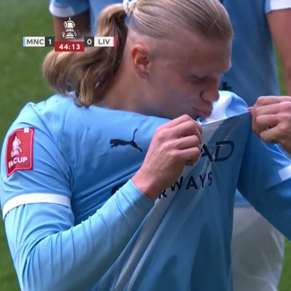 The Touchline | 𝐓 tweet media