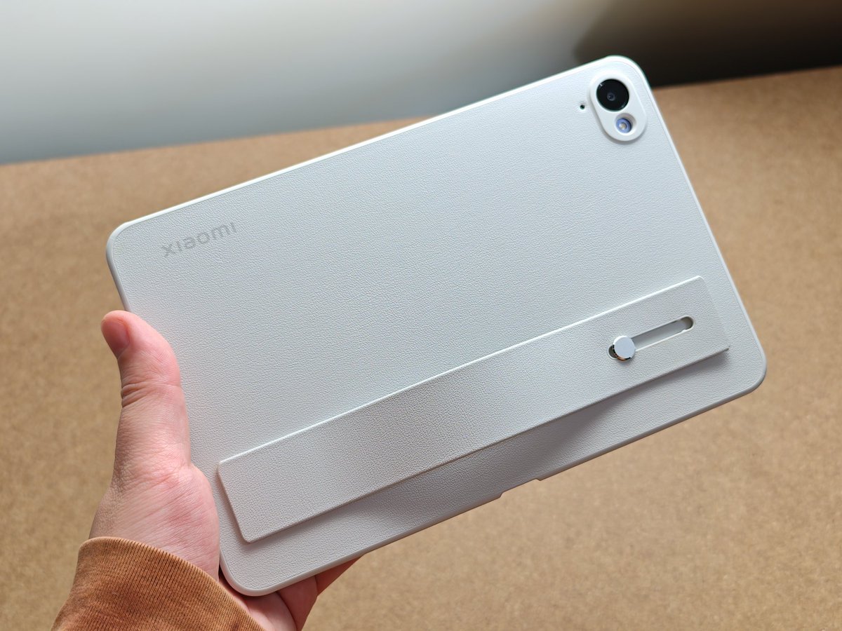 ヨシテン tweet media