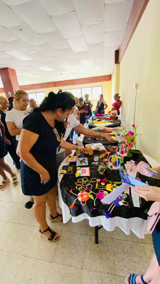 Eber Gell tweet media