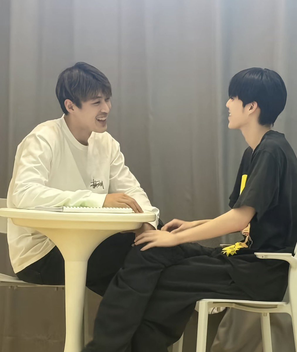 บทด* (slow🐢) tweet media