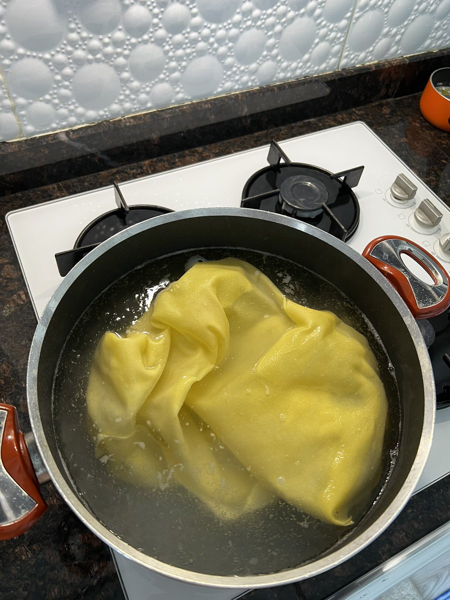 güldoş💋 tweet media