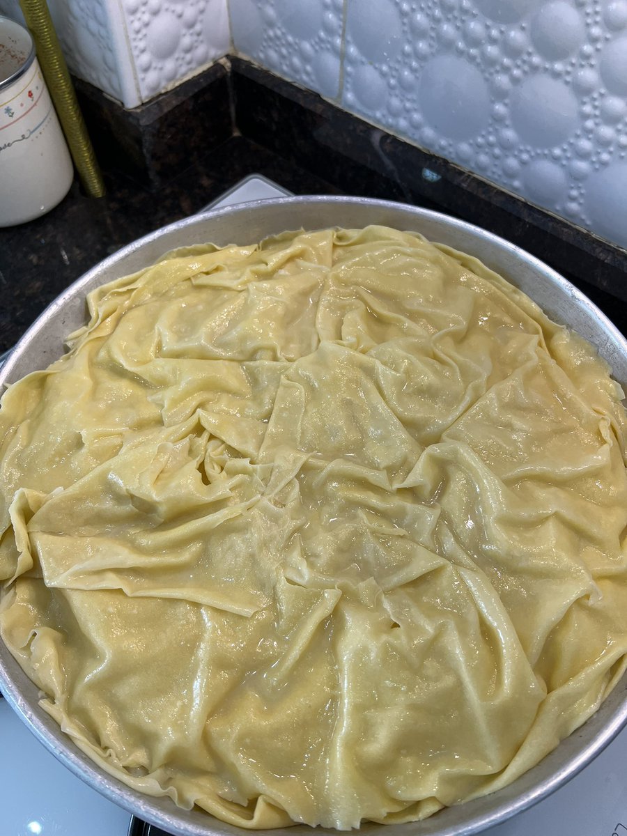 güldoş💋 tweet media