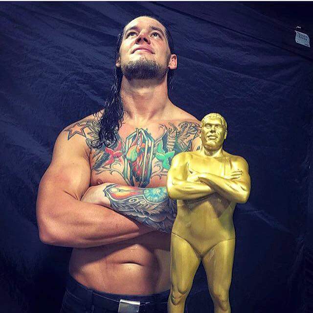 HEELtina tweet media