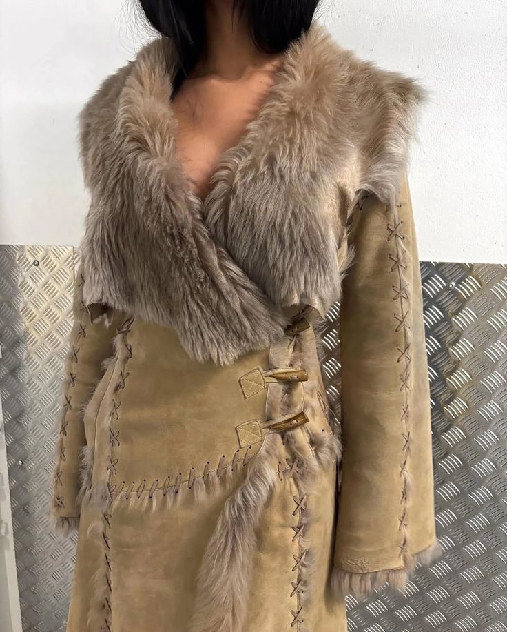 𝓜𝓸𝓷𝓲 𝙇𝙞𝙠𝙚 𝙢𝙤𝙣𝙚𝙮 archives☆ tweet media