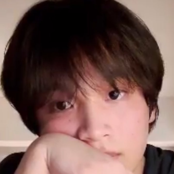 동슬기 tweet media