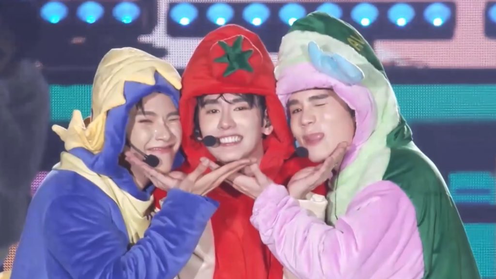 mir ⋆◟ mrs era tweet media