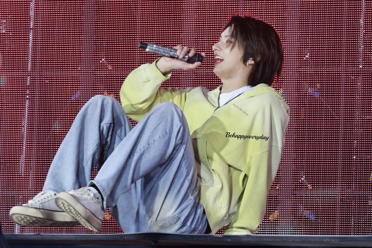 260404 NEW

🐈

#준 #준휘 #JUN #문준휘 #文俊辉 #ジュン #세븐틴 #SEVENTEEN