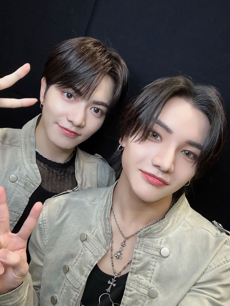 260404 가쿠 위버스 포스트

#aoen #アオエン #雅久 #GAKU #ガクヒカ