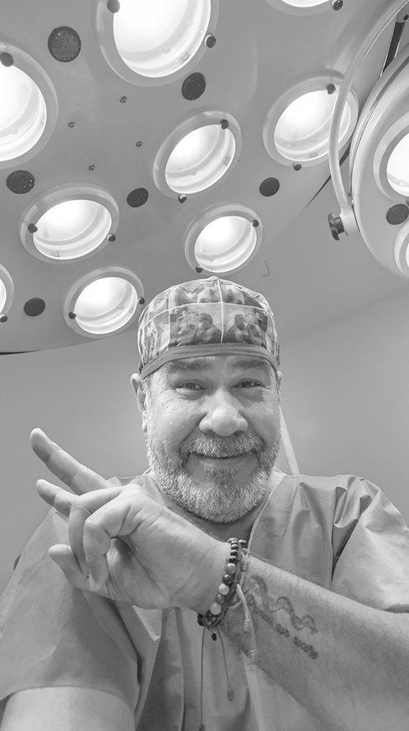 @𝖉𝖗_𝖇𝖔𝖑𝖎𝖛𝖆𝖗𝖊𝖓𝖘𝖊 tweet media