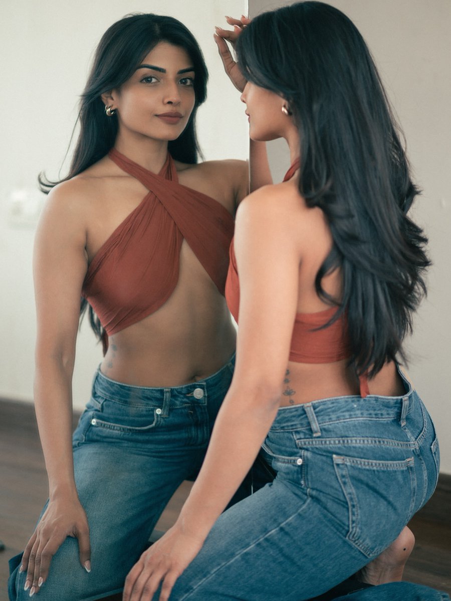 Weekendvibes_'s tweet photo. Ashna Zaveri π€π₯°
#Ashna #AshnaZaveri https://t.co/X0OqA51ph8