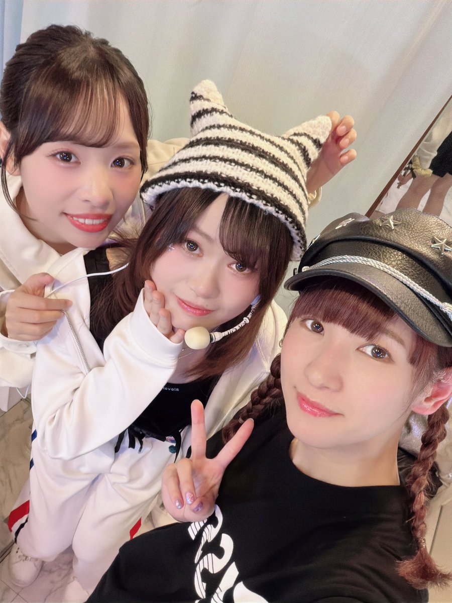 MIO生誕祭
ありがとうございました⭐️

MIOちゃんお誕生日おめでとう🫶
コラボでバチバチ踊れて凄く楽しかった☺️また一緒に踊ろうね♡今日来た人は星の貴重なHipHopが見れたのでとてもお得でした！笑
それにしてもMIOちゃん何でも出来て凄かったなぁ😳
これからもacross-cの振付にレッスン頑張ります🔥