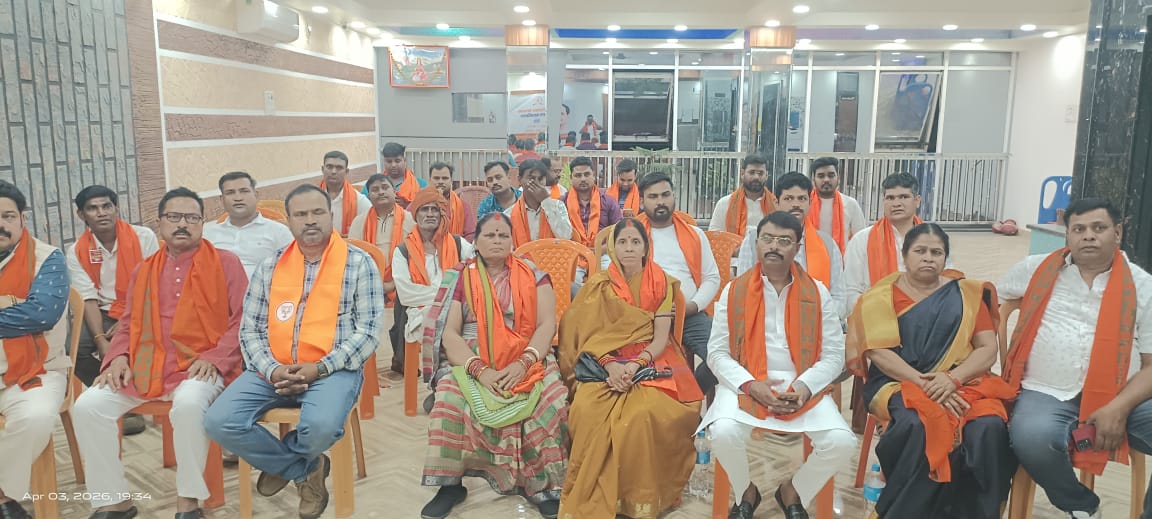druv_kumar's tweet photo. कल शाम नगर मंडल लातेहार के तत्वाधान में दो दिवसीय प्रशिक्षण शिविर का आयोजन किया गया इस प्रशिक्षण में मुझे भी उपस्थित होने का सौभाग्य प्राप्त हुआ। @AdityaPdSahu @BJP4India @BJP4Jharkhand @singhkalibjp @bjpkarmveer https://t.co/589zU4gxqm