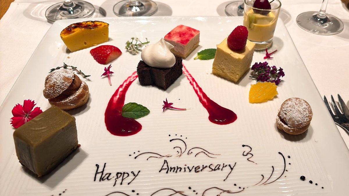 ナツ〆ネコ tweet media