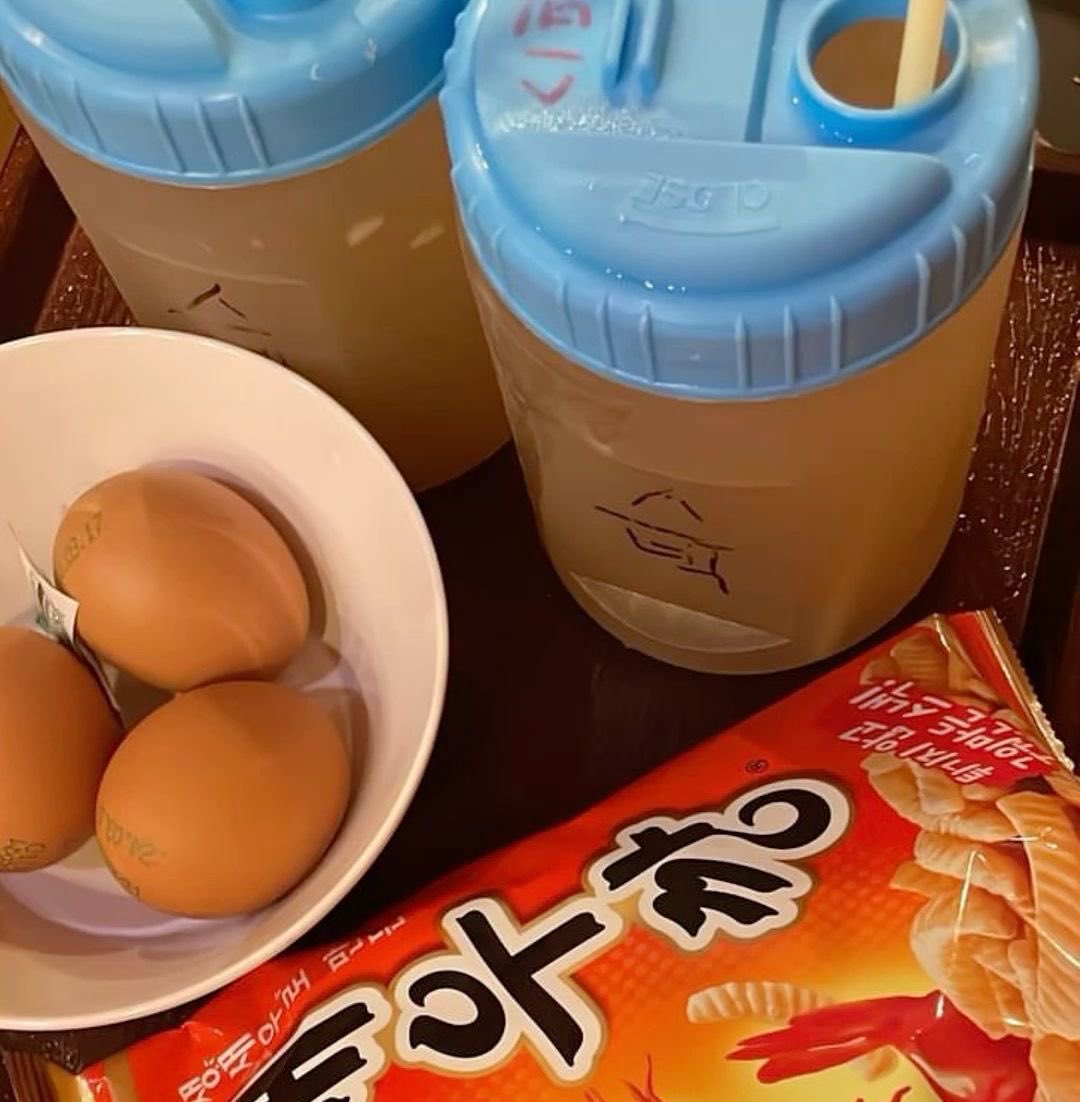 𝖲𝖺𝗍𝗂𝗇𝖾 𝖲𝗁𝖾𝗋𝖺𝗍𝗈𝗇 tweet media