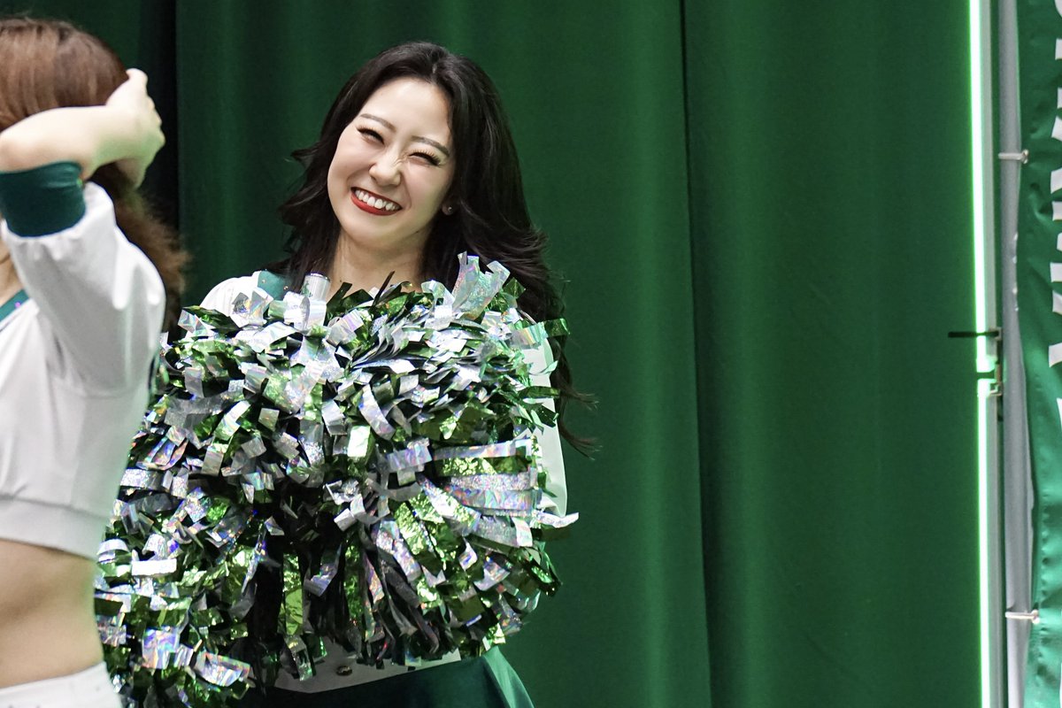 Cheki_wild's tweet image. 皆さんとは、もちろん永遠に遠くて、永遠に違うところにいるけど試合というこの空気の時は大好きという気持ちでカメラを向けてしまう事を許してください。
#横浜エクセレンス
#elegance