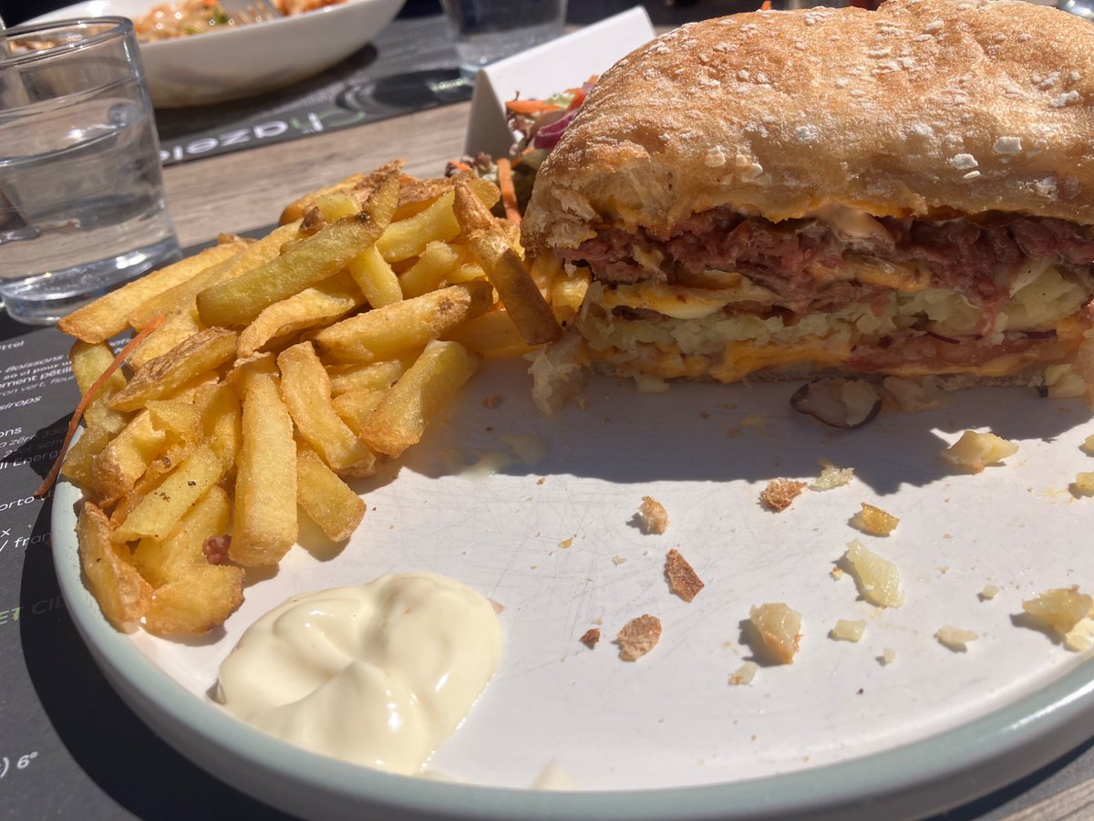 ꧁ 𝓟𝓶𝔃𝓪𝓲 𝓸𝓯 𝓼𝓱𝓮𝓭𝓽𝔀𝓽 ꧂ tweet media