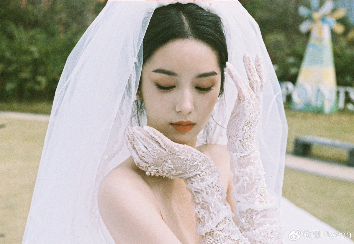 In love with Zhou Ye tweet media