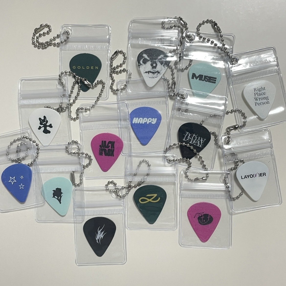 초코비 tweet media