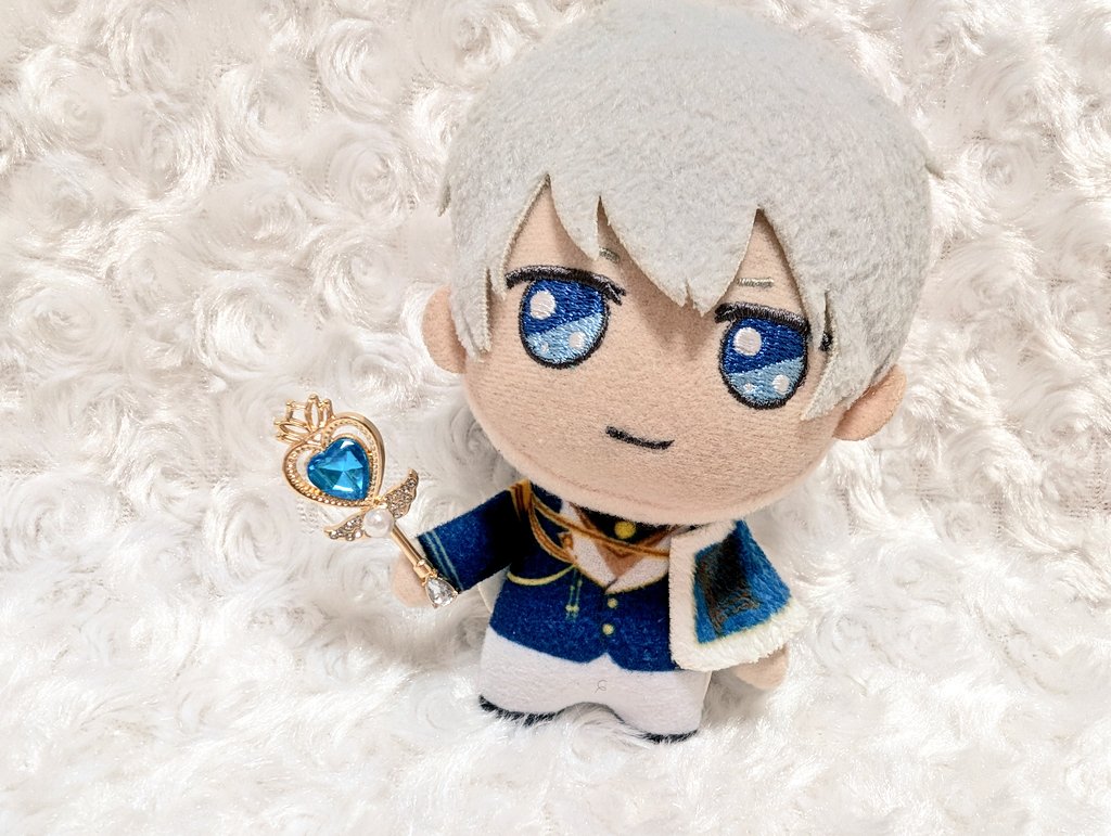 中央の国の民 tweet media