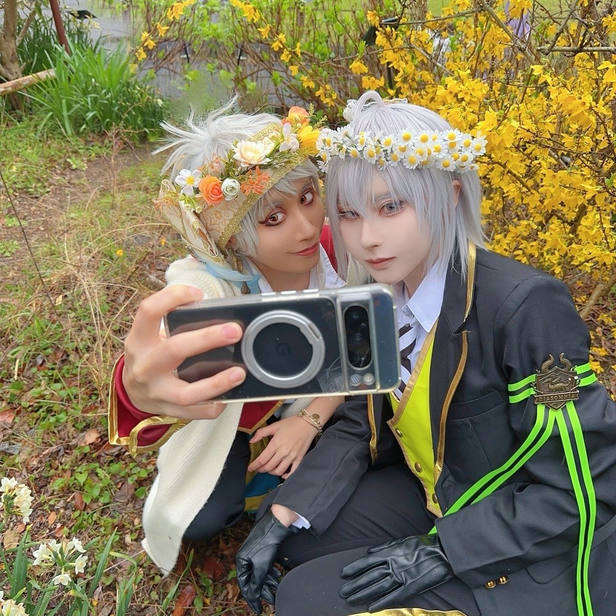 asahi3318145's tweet photo. 【COS】
いらふわちゃんでお花いっぱい春爛漫ピクニックしてきました🌼🌸
（雨天🌧😂）
三ヶ月ぶりくらいにコスプレした⚔️
photo.@eito__008

#ココフリガーデン
#ココフリ https://t.co/mw08ToWWeL